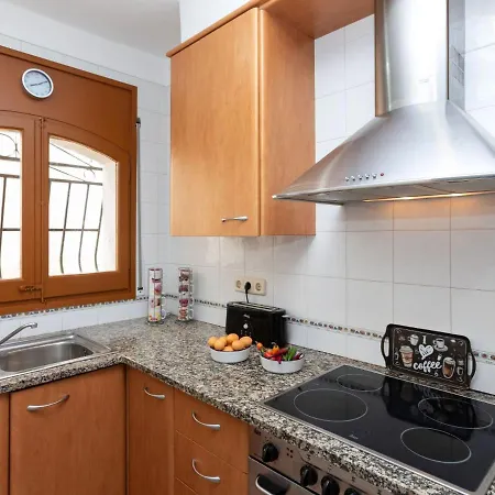 Santa Isabel Apartment Llanca